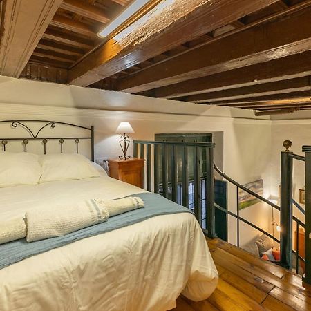 Apartamento Siglo De Oro Sevilla Bagian luar foto