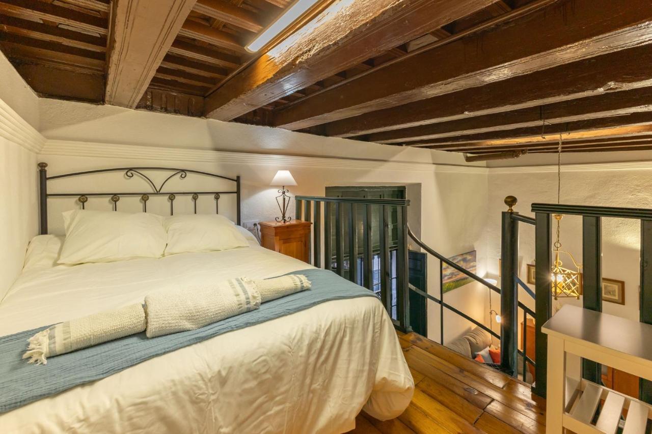 Apartamento Siglo De Oro Sevilla Bagian luar foto