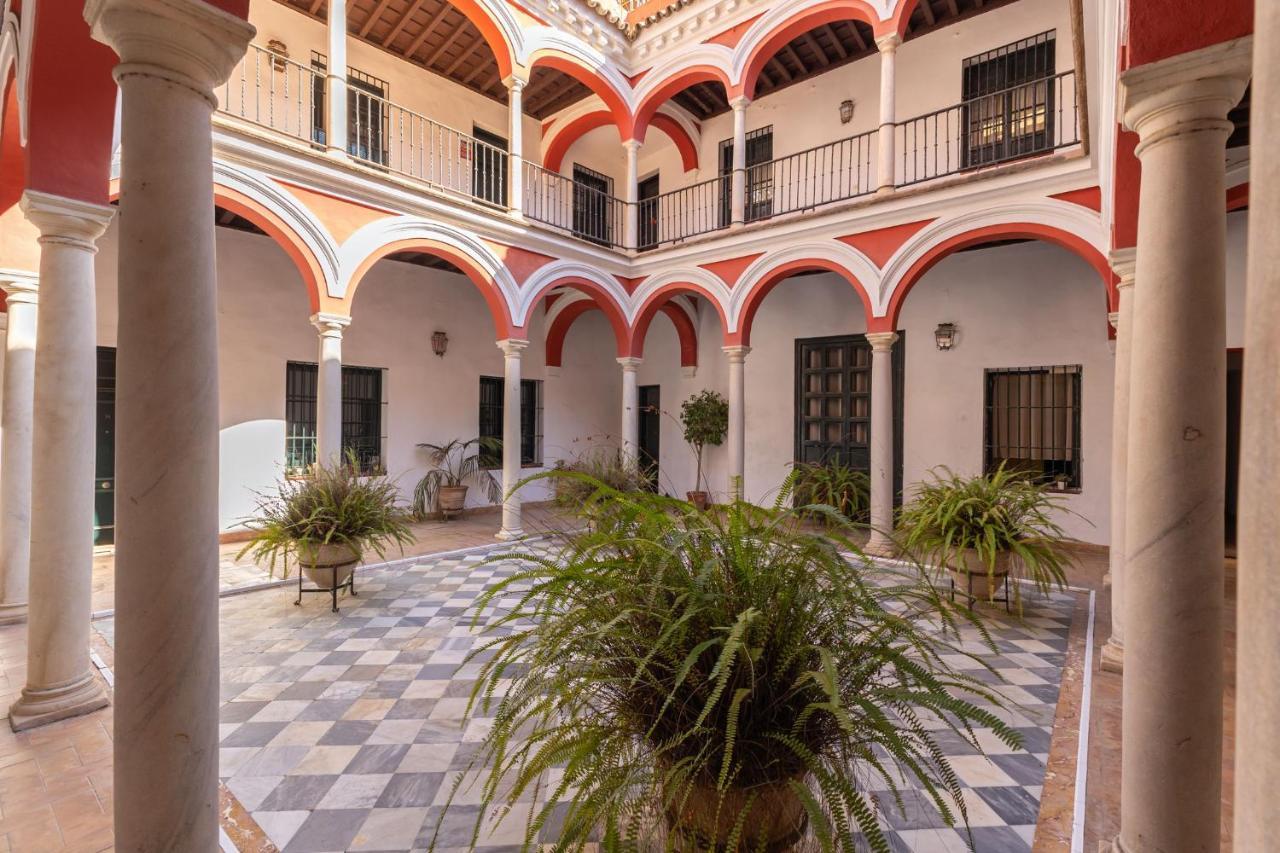Apartamento Siglo De Oro Sevilla Bagian luar foto